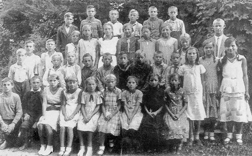 uczniowie szkoły w Gąskach